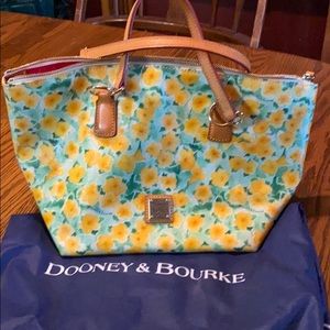 Dooney & Bourke bage